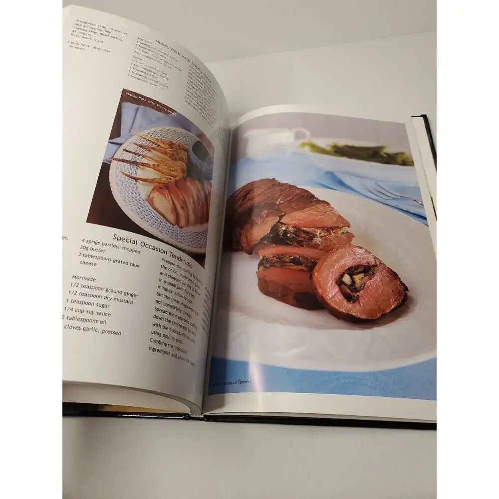 Australia's Own Cookbook for the Weber Q by Ross McDonald Hardcover